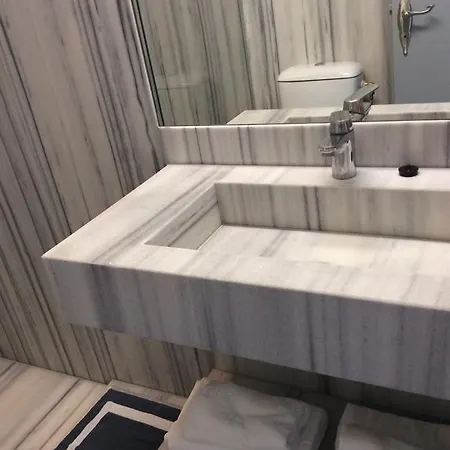 米科诺斯瑟琳酒店 * 奥诺斯